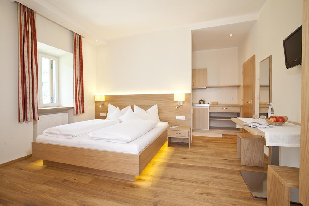 Hotel Ansitz Gamp Chiusa Quarto foto